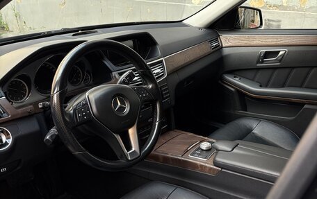 Mercedes-Benz E-Класс, 2012 год, 1 580 000 рублей, 7 фотография