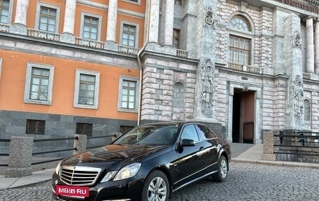 Mercedes-Benz E-Класс, 2012 год, 1 580 000 рублей, 3 фотография
