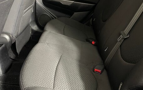 KIA Rio III рестайлинг, 2016 год, 946 000 рублей, 23 фотография