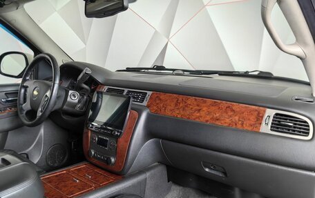 Chevrolet Tahoe III, 2013 год, 1 993 000 рублей, 11 фотография