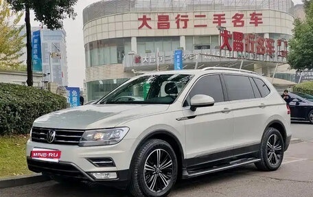 Volkswagen Tiguan II, 2021 год, 1 470 004 рублей, 1 фотография