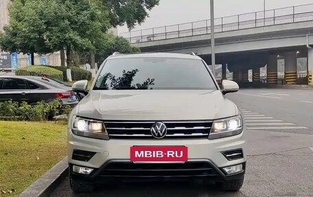 Volkswagen Tiguan II, 2021 год, 1 470 004 рублей, 2 фотография