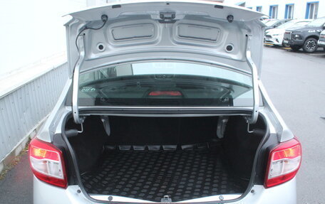 Renault Logan II, 2018 год, 800 000 рублей, 8 фотография