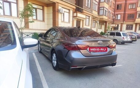Toyota Camry, 2017 год, 2 450 000 рублей, 5 фотография