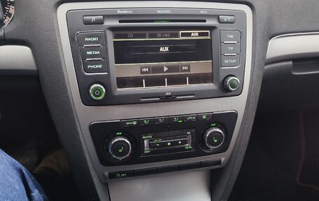 Skoda Octavia, 2011 год, 745 000 рублей, 9 фотография