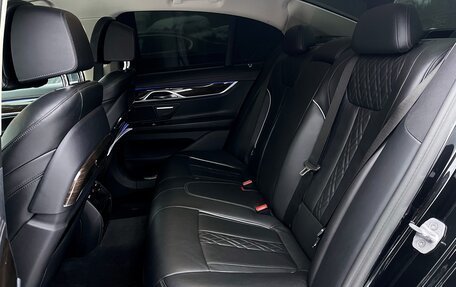 BMW 7 серия, 2016 год, 3 659 000 рублей, 24 фотография