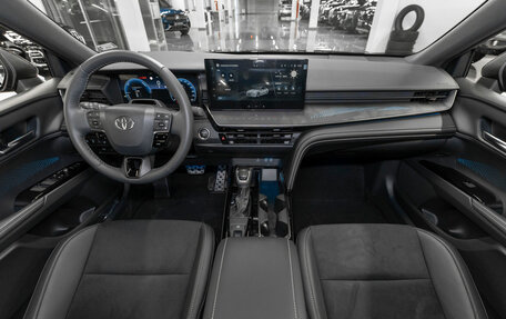 Toyota Camry, 2025 год, 4 700 000 рублей, 8 фотография