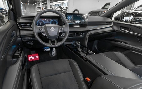 Toyota Camry, 2025 год, 4 700 000 рублей, 7 фотография