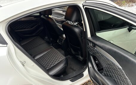 Mazda 6, 2020 год, 2 100 000 рублей, 13 фотография