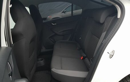 Skoda Rapid I, 2015 год, 1 095 000 рублей, 13 фотография