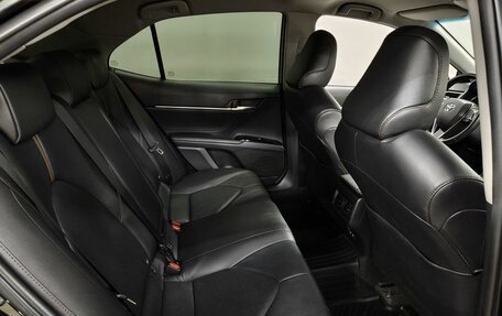 Toyota Camry, 2020 год, 2 550 000 рублей, 13 фотография