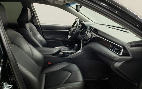 Toyota Camry, 2020 год, 2 550 000 рублей, 9 фотография