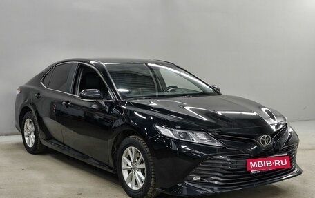 Toyota Camry, 2020 год, 2 550 000 рублей, 3 фотография