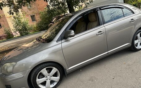 Toyota Avensis III рестайлинг, 2007 год, 750 000 рублей, 1 фотография
