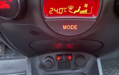 KIA Rio II, 2010 год, 345 000 рублей, 15 фотография