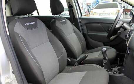 Renault Sandero II рестайлинг, 2019 год, 1 129 000 рублей, 8 фотография