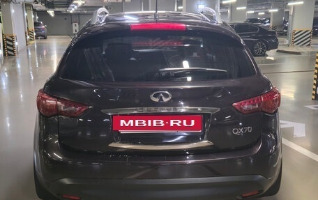 Infiniti QX70, 2016 год, 2 400 000 рублей, 7 фотография