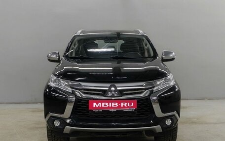 Mitsubishi Pajero Sport III рестайлинг, 2020 год, 2 600 000 рублей, 2 фотография