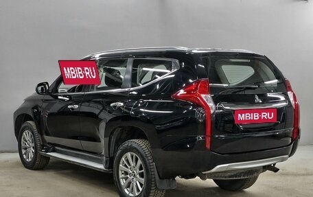 Mitsubishi Pajero Sport III рестайлинг, 2020 год, 2 600 000 рублей, 7 фотография