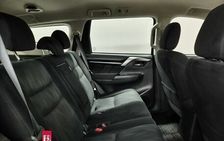 Mitsubishi Pajero Sport III рестайлинг, 2020 год, 2 600 000 рублей, 13 фотография