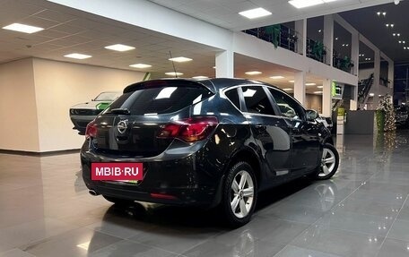 Opel Astra J, 2011 год, 545 000 рублей, 2 фотография