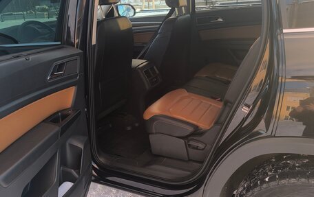 Volkswagen Teramont I, 2019 год, 3 700 000 рублей, 5 фотография