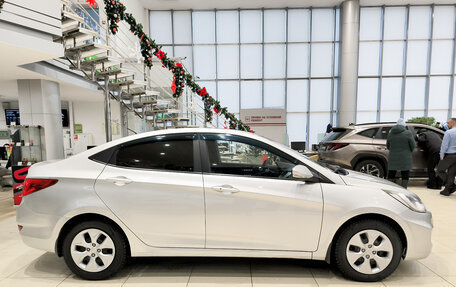 Hyundai Solaris II рестайлинг, 2013 год, 820 000 рублей, 4 фотография