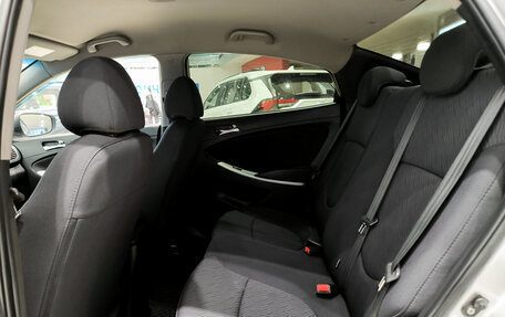 Hyundai Solaris II рестайлинг, 2013 год, 820 000 рублей, 12 фотография