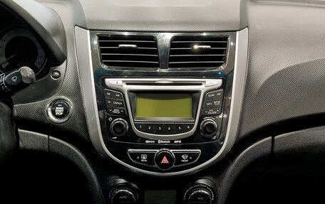 Hyundai Solaris II рестайлинг, 2013 год, 820 000 рублей, 15 фотография