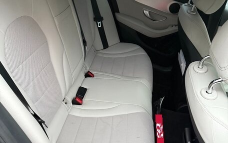 Mercedes-Benz C-Класс, 2015 год, 2 300 000 рублей, 26 фотография