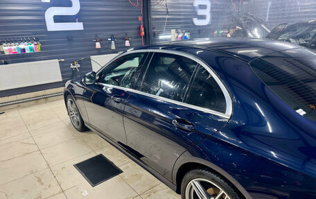 Mercedes-Benz E-Класс, 2019 год, 3 450 000 рублей, 3 фотография