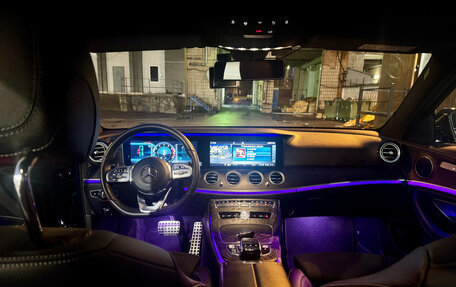 Mercedes-Benz E-Класс, 2019 год, 3 450 000 рублей, 23 фотография