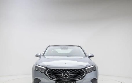 Mercedes-Benz E-Класс, 2025 год, 5 600 000 рублей, 2 фотография