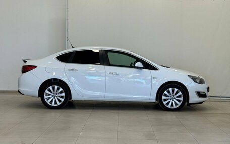 Opel Astra J, 2013 год, 995 000 рублей, 11 фотография