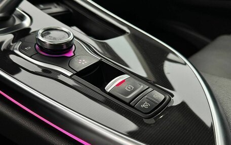 Renault Espace V рестайлинг, 2018 год, 1 849 999 рублей, 10 фотография