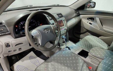 Toyota Camry, 2008 год, 850 000 рублей, 16 фотография