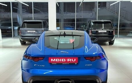 Jaguar F-Type I рестайлинг 2, 2018 год, 4 990 000 рублей, 6 фотография