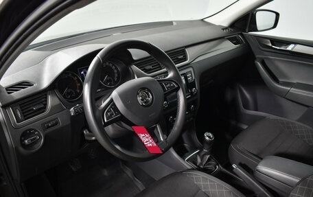 Skoda Rapid I, 2017 год, 1 100 000 рублей, 9 фотография