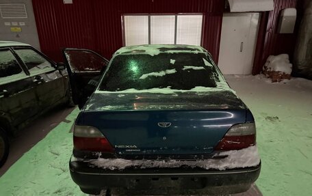 Daewoo Nexia I рестайлинг, 2001 год, 30 000 рублей, 2 фотография