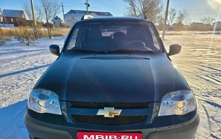 Chevrolet Niva I рестайлинг, 2015 год, 753 000 рублей, 5 фотография