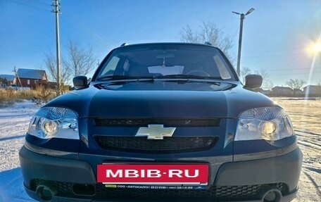Chevrolet Niva I рестайлинг, 2015 год, 753 000 рублей, 6 фотография