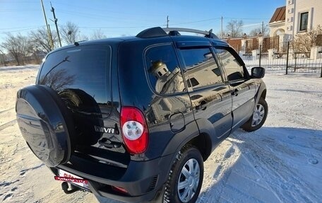 Chevrolet Niva I рестайлинг, 2015 год, 753 000 рублей, 12 фотография