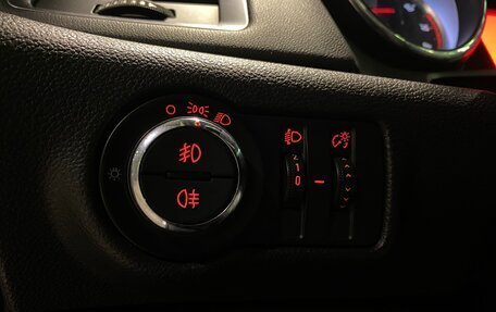 Opel Astra J, 2014 год, 850 000 рублей, 16 фотография