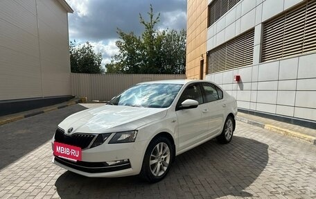 Skoda Octavia, 2019 год, 1 930 000 рублей, 10 фотография