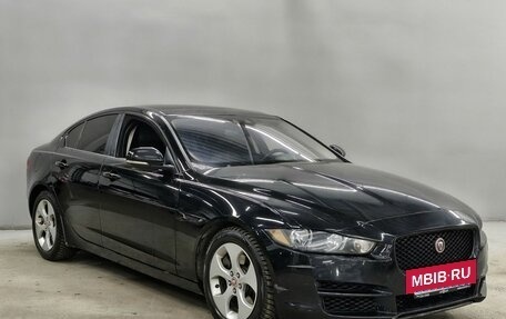 Jaguar XE I рестайлинг, 2018 год, 1 898 000 рублей, 3 фотография