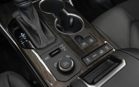 Toyota Highlander, 2025 год, 6 100 000 рублей, 25 фотография