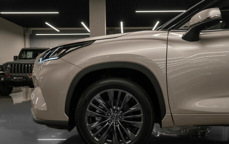 Toyota Highlander, 2025 год, 6 100 000 рублей, 29 фотография