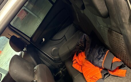 Renault Sandero II рестайлинг, 2014 год, 750 000 рублей, 10 фотография