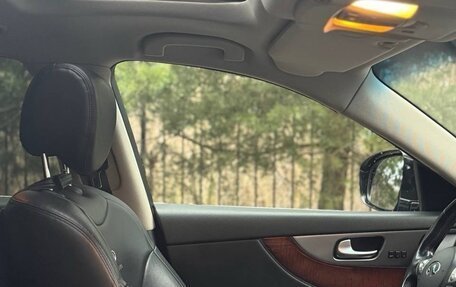 Infiniti FX II, 2013 год, 2 300 000 рублей, 13 фотография