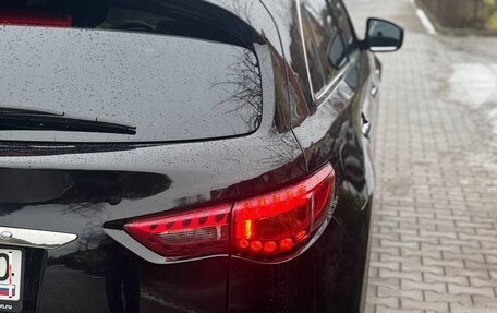 Infiniti FX II, 2013 год, 2 300 000 рублей, 6 фотография